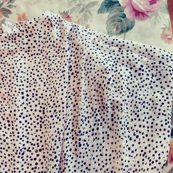 Express Womens Dress Polkadot Blouse in Cream and Black size Large - Picture 4 of 11